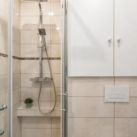 Chambre Double Avec Salle De Bains Commune Quarto em Acomodações Particulares Lyon