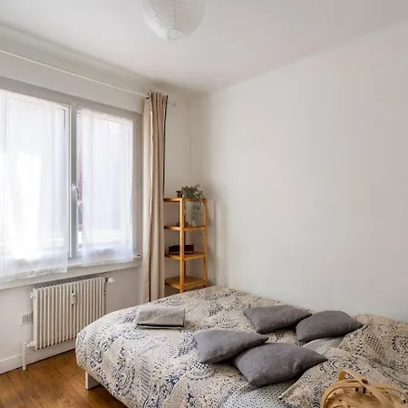 Chambre Double Avec Salle De Bains Commune
